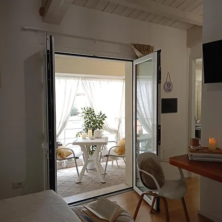 Bed and Breakfast Relaxing Spaces *